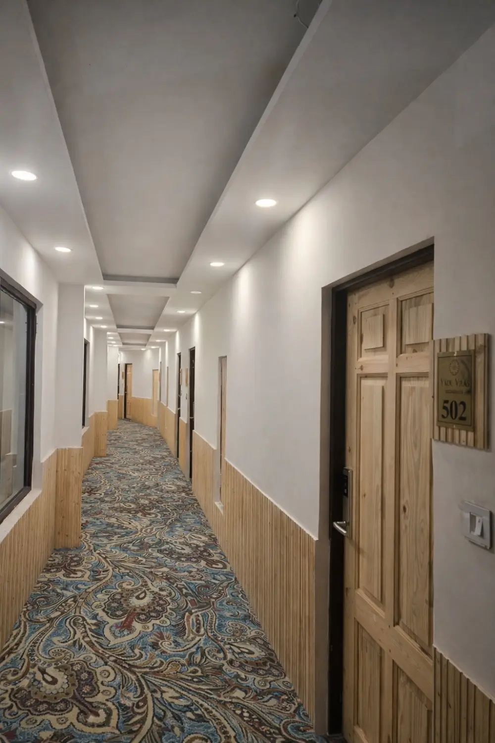 Hotel Yadu Vilas, Phata