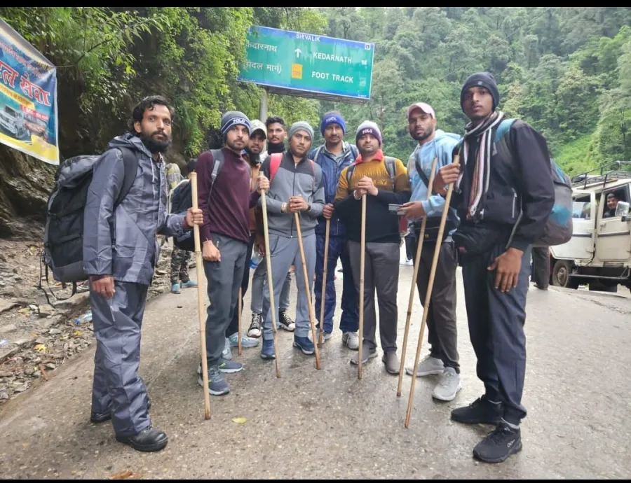Saffron Chariot guests on their Char Dham Yatra